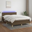 Cama box spring con colchón LED tela marrón oscuro 140x200 cm